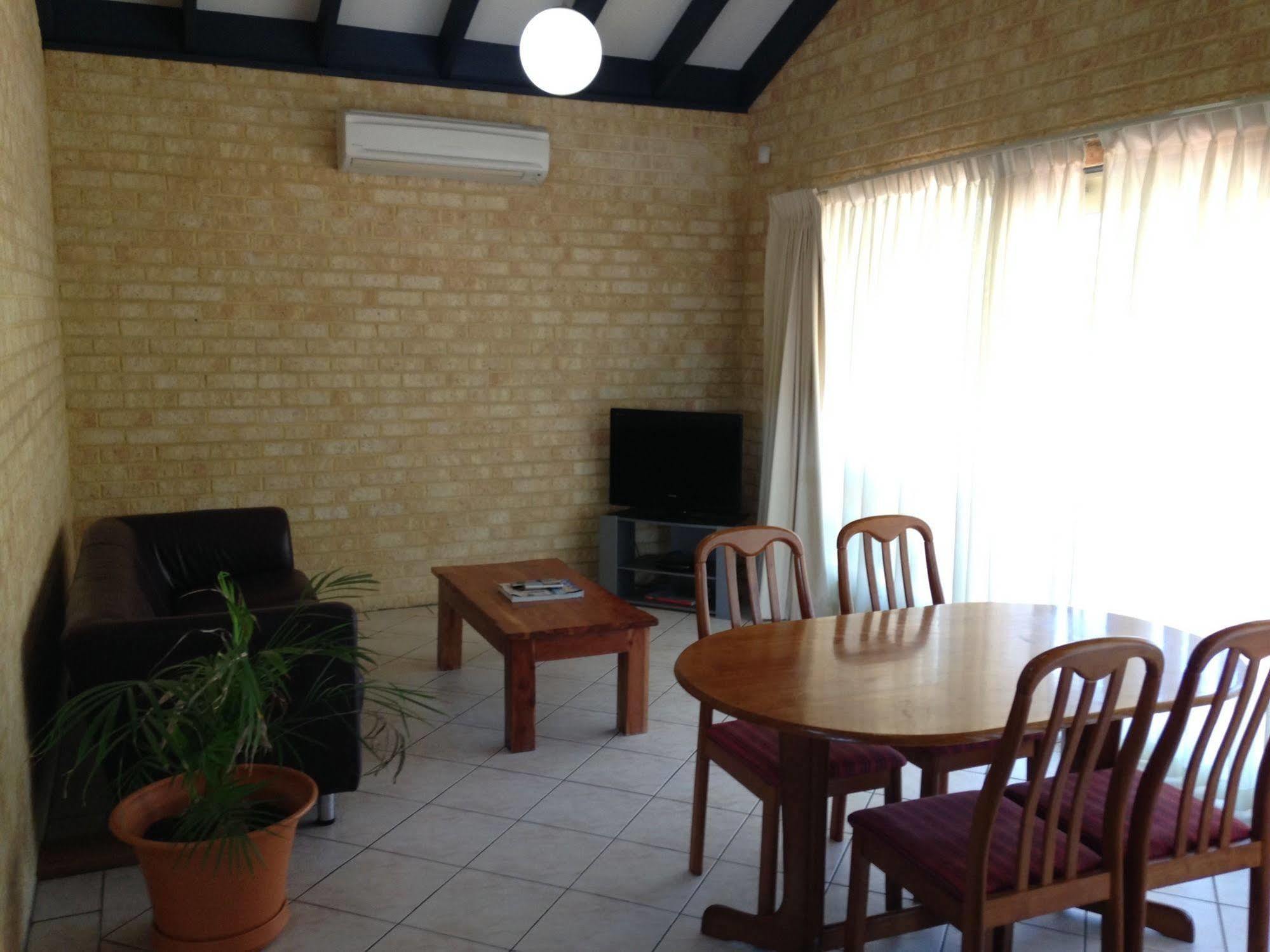 Chalets On Stoneville Redcliffe Esterno foto